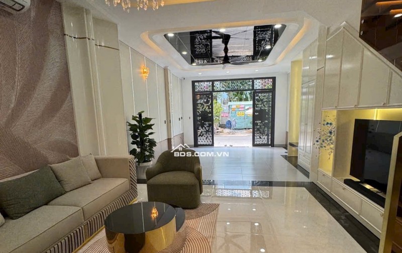 SIÊU PHẨM QUẬN 7 NHÀ PHỐ CỔ ĐIỂN LUXURY - CÓ THANG MÁY - SÁT PHÚ MỸ HƯNG