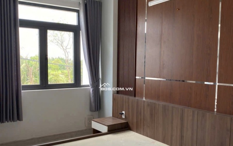 Nhà ở khu vip Ô Mê Li, Đường Đào Tông Nguyên , Huỳnh Tấn Phát, Nhà Bè
