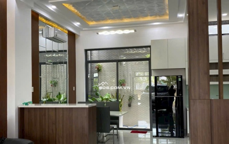 Nhà ở khu vip Ô Mê Li, Đường Đào Tông Nguyên , Huỳnh Tấn Phát, Nhà Bè