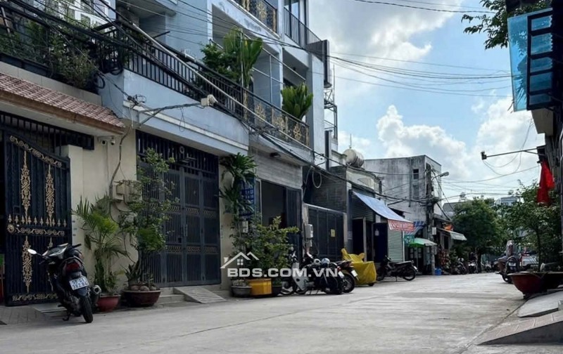 CƠ HỘI SỞ HỮU NHÀ MẶT TIỀN GIÁ TỐT Nhà 1 trệt 2 lầu, DT 67m² (4 x 16.5m), 3PN, xây kiên cố, vào ở ngay.