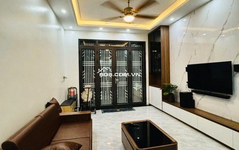  5 TẦNG MỚI KÍNH KOONG, 36M², GẦN CẦU MAI LĨNH, Ô TÔ VÀO TẬN NHÀ 4 TỶ
