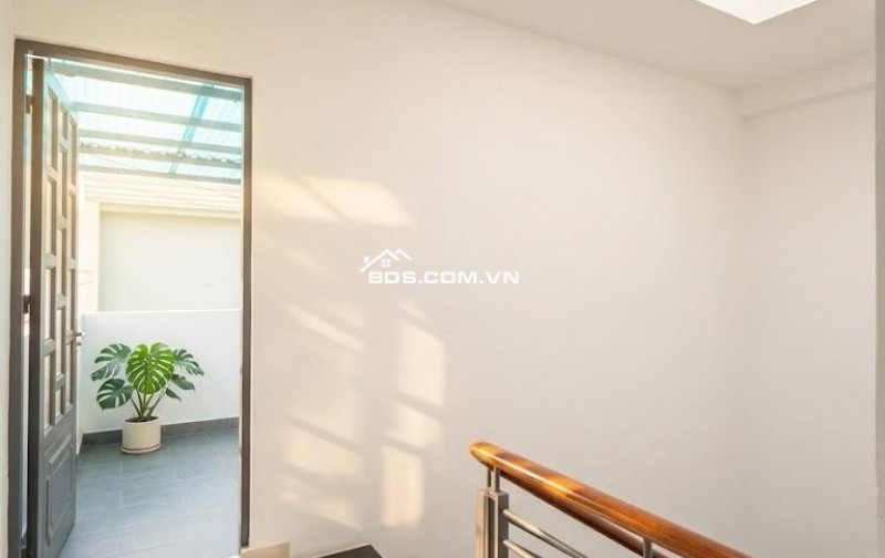 Nhà bán diện tích 91m2 ,4 tầng, 4 phòng ngủ lớn, 5WC, Quang Trung Thống Nhất, nở hậu tài lộc, 8.5 tỷ - Liên hệ ngay