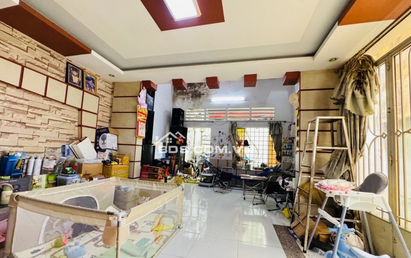NHÀ ĐẸP THOẠI NGỌC HẦU – 67M² – 2 TẦNG – CHỈ 2 CĂN RA HẺM XE HƠI - GIÁ CHÀO 4.9 TỶ
