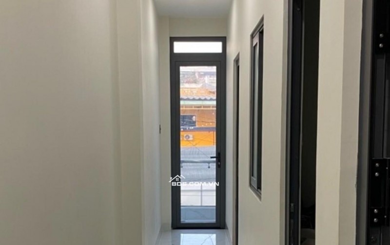 Nhà 3 tầng 54m2, 3PN, 3WC, hẻm 4m sát mặt tiền Phạm Văn Chiêu. Liên hệ ngay