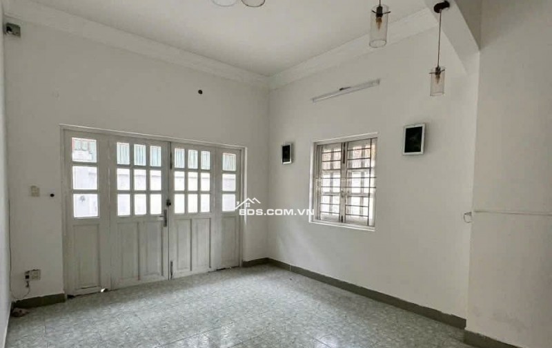 Cần bán gấp biệt thự 152G Lộ Tẻ khu dân cư phía bắc kênh Lương Bèo, phường Tân Tạo A