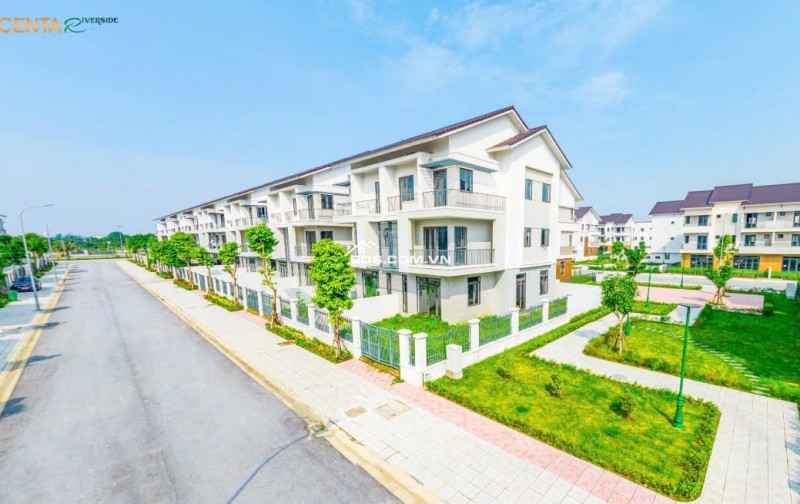 GIỎ HÀNG CĂN GÓC HƯỚNG NAM ĐỐI DIỆN CÔNG VIÊN VƯỜN HOA CENTA RIVERSIDE
