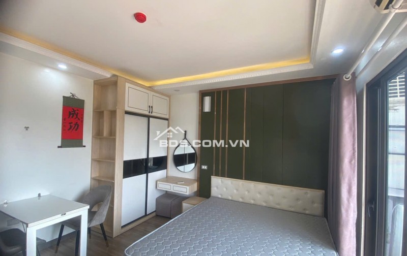 Cho thuê Căn chung cư mini full đồ tại Ngõ 193 Trích Sài. Ban công View hồ cực thoáng. Chỉ 6.5tr