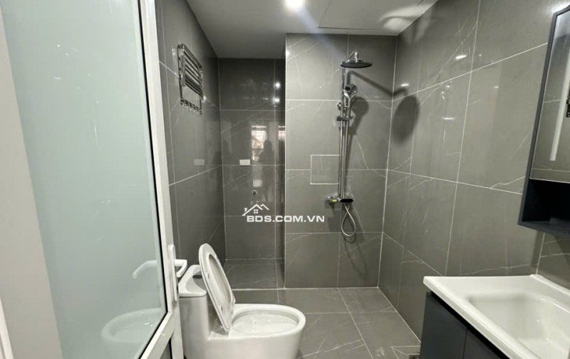 Bán gấp căn hộ chung cư N07 Thành Thái 2pn 2wc DT: 90 m2 giá 7. tỷ nhà sửa đẹ