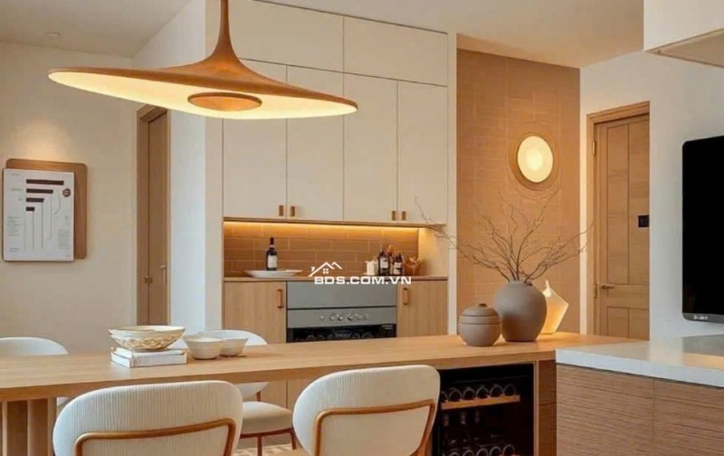 Bán nhanh căn studio tầng 10 view bể bơi cực đẹp sẵn khách thuê tạo dòng tiền hằng tháng