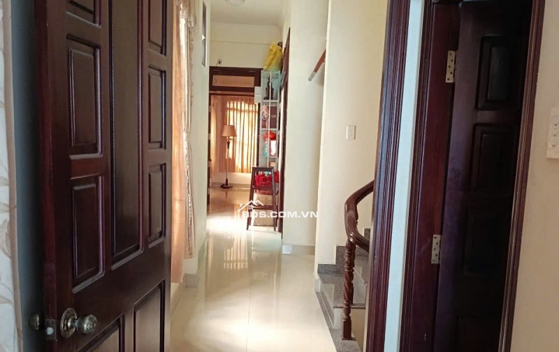 BÁN NHÀ 15/2A (SỐ CŨ 19) NGUYỄN BỈNH KHIÊM, P.VŨNG TÀU, HOÀN CÔNG 224M2. LH:0982230297