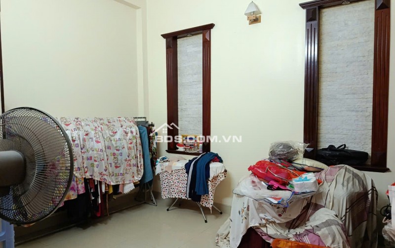 BÁN NHÀ 15/2A (SỐ CŨ 19) NGUYỄN BỈNH KHIÊM, P.VŨNG TÀU, HOÀN CÔNG 224M2. LH:0982230297