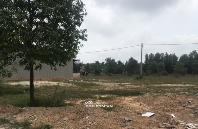 CHỦ NGỘP BÁN RẺ LÔ ĐẤT 250M2 NGAY TRƯỜNG HỌC - CHỢ VÀ KCN GIÁ CHỈ 340TR