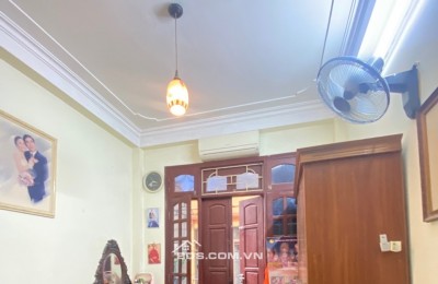  TÀI CHÍNH NHỎ hơn 4₫ - KIM GIANG, NHÀ DÂN XÂY 2 THOÁNG TRƯỚC SAU, NGÕ NÔNG GẦN PHỐ, 20m Ô TÔ TRÁNH!