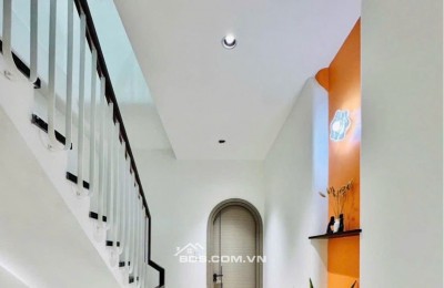 CHỦ GIẢM GẦN 1 TỶ – CHDV DÒNG TIỀN – XE HƠI VÀO NHÀ – XÔ VIẾT NGHỆ TĨNH – THÔNG CÔNG VIÊN TẦM VU 