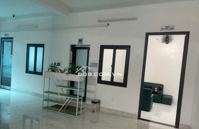 Cho thuê văn phòng 120m²- FULL nội thất ,ngăn chia phòng riêng Số 428 Hồ Tùng Mậu, 0359196789