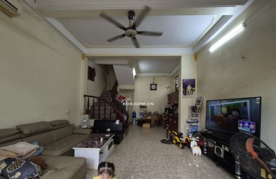 BÁN NHÀ 2.46 TỶ 3 TẦNG 50M2 ( TÂY NAM ) NGÕ RỘNG KHU HỒ ĐẦM BÉT