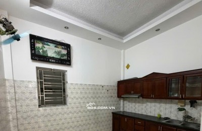 BÁN NHÀ 1.97 TỶ 3 TẦNG 45M2 ( HƯỚNG ĐÔNG ) NGÕ ĐIỆN BIÊN