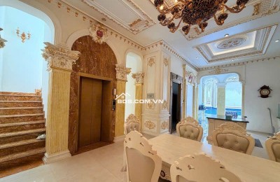 Biệt thự ngang 11m hẻm 10m CMT8 5 lầu có hầm hồ bơi 350m2 giáp Q.3 tặng T.Máy chỉ 65 tỷ.