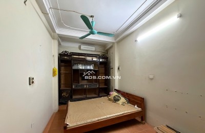 Chính chủ cho thuê nhà 3,5 tầng mặt phố 526 Quang Trung, Hà Đông,hợp kd nhiều mô hình,0978775807