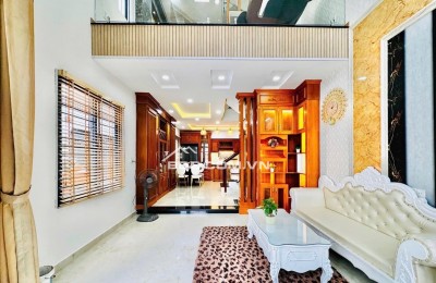 TUYỆT ĐỐI ĐIỆN ẢNH - SIÊU PHẨM ĐẸP NHƯ TRANH - 5 TẦNG MỚI CỨNG - NGAY TRƯỜNG PHAN TÂY HỒ GÒ VẤP