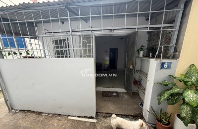 Bán nhà cấp 4 tổ dân phố 14 đường Yên bình phường Yên Nghĩa