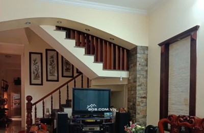 BÁN NHÀ 15/2A (SỐ CŨ 19) NGUYỄN BỈNH KHIÊM, P.VŨNG TÀU, HOÀN CÔNG 224M2. LH:0982230297