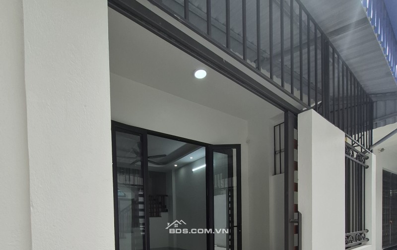 BÁN NHÀ ĐẸP 2.45 TỶ 3 TẦNG 52M2 ( TÂY NAM ) KHU SINH THÁI ĐẦM BÉT