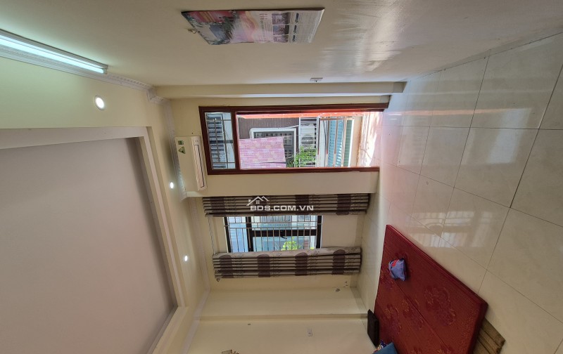 BÁN NHÀ  2.48 TỶ 3 TẦNG 54M2 NGÕ RỘNG NGẮN TRUNG TÂM KHU BÃI VƯỢT