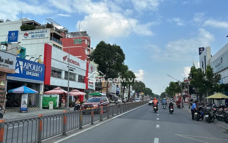 Chấn động CHDV 6 lầu Quang Trung nở hậu 8m 182m2 32PN T.máy DT 105tr gần BV chỉ 17.5 tỷ.