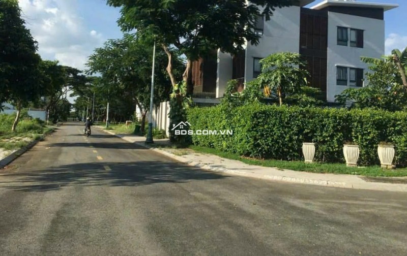 Đất sổ sẵn thổ cư ngay giáp bờ kè Bửu Long, đường nhựa vỉa hè Gần Đại Học Lạc Hồng