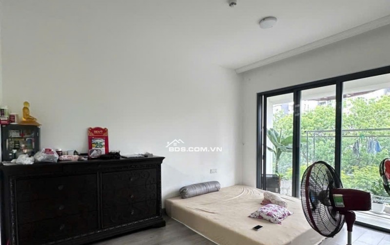 Biệt thự trên không xe hơi đậu cửa celadon city hồ bơi vô cực công viên 16ha