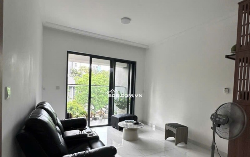 Biệt thự trên không xe hơi đậu cửa celadon city hồ bơi vô cực công viên 16ha