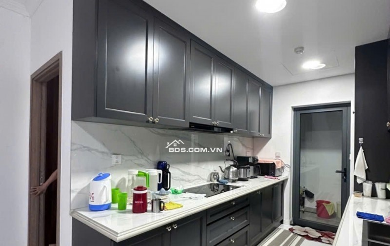 Biệt thự trên không xe hơi đậu cửa celadon city hồ bơi vô cực công viên 16ha