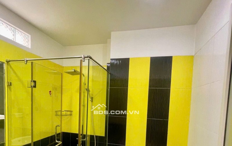 MẶT TIỀN KINH DOANH 4 TẦNG TÂN KỲ TÂN QUÝ 56M NGANG 5 - ĐÚNG 13.1 TỶ TL