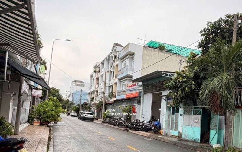 Nhà Mặt Tiền Kinh Doanh Tân Phú - Có Sẵn Dòng Tiền - 60m² - Lê Lâm - Thạch Lam