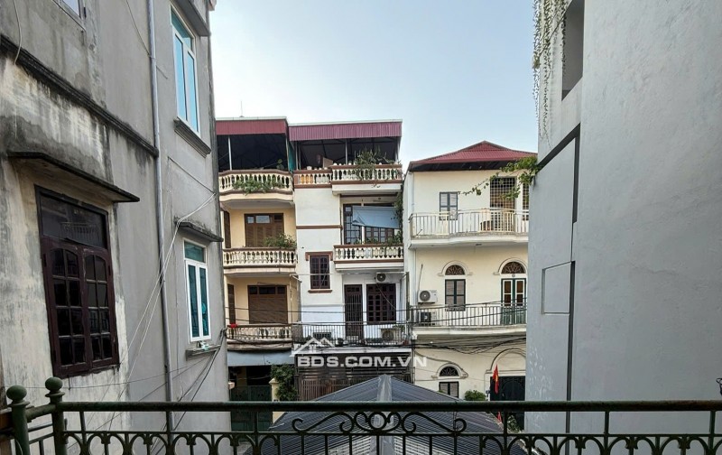 CHO THUÊ CHÍNH CHỦ NHÀ 3 TẦNG 3PN 3WC 63m2 Ở 40m2 SÂN