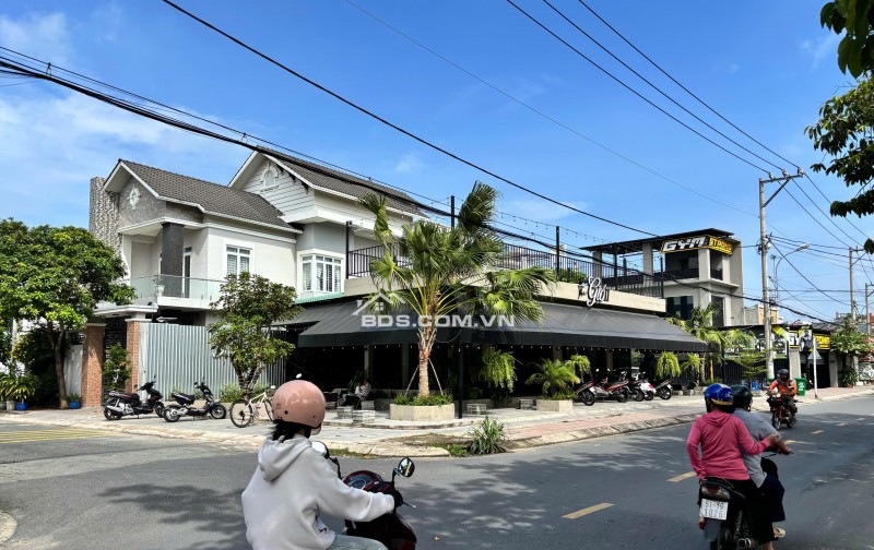 BÁN 4 LÔ ĐẤT THỊ TRẤN CỦ CHI (200M2 ĐẾN 224M2) SHR. CHỈ TỪ 5.5 TỶ/LÔ. LH:0901393456.