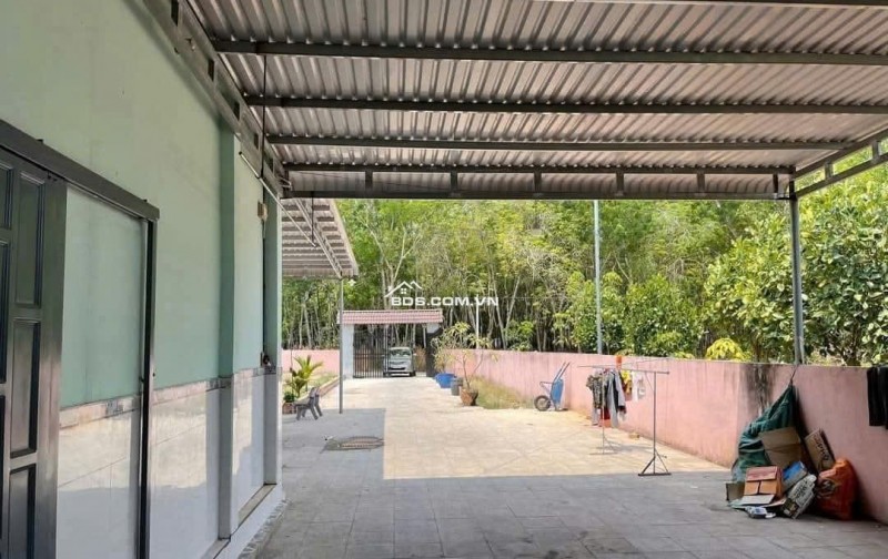 Dãy trọ 20 phòng Minh Hưng, 26m mặt tiền cách KDC Đại Nam chỉ 500m