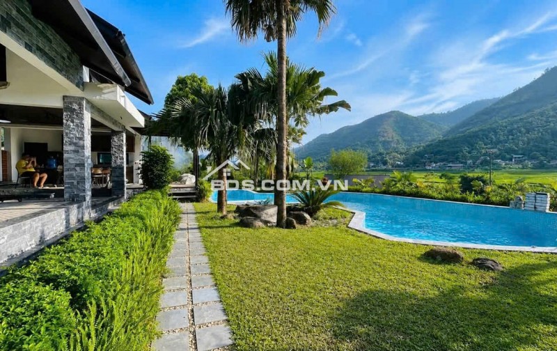 BÁN VILLA NGHỈ DƯỠNG  Không gian yên tĩnh, xanh mát, thích hợp nghỉ dưỡng cuối tuần hoặc khai thác cho thuê.