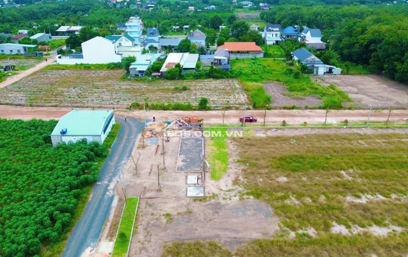 CHỈ 200 TRIỆU VỐN SẴN – SỞ HỮU NGAY LÔ 230M² TẠI TRUNG TÂM CHƠN THÀNH