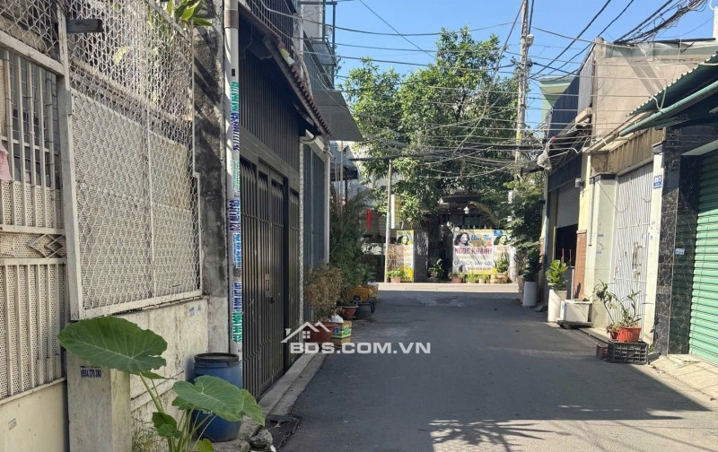 Bán nhà Quận 12,  trục Trường Chinh, 45m2, khu phân lô ô tô thông, nhỉnh 4 tỷ