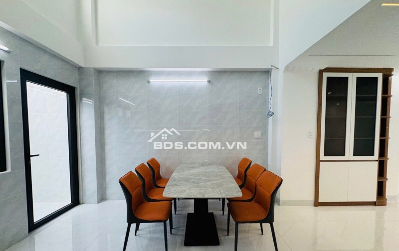 Bán nhà Hà Huy Giáp, Thạnh Lộc, Quận 12, 58m2, hẻm ô tô, 6PN, nhỉnh 6 tỷ