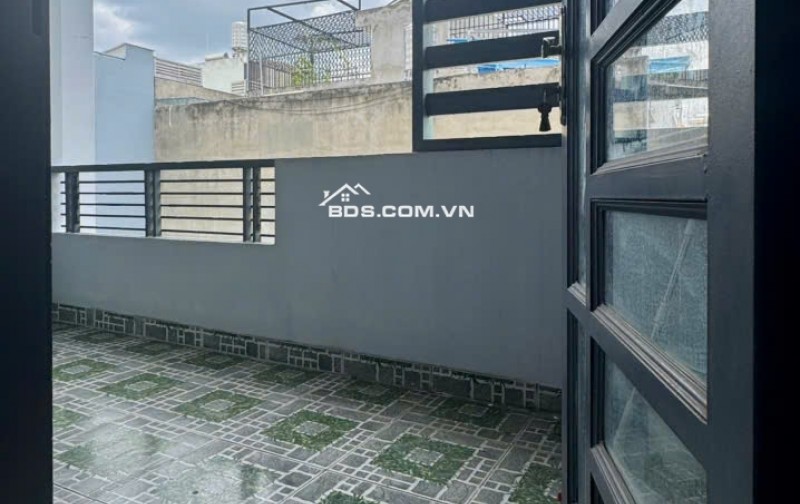 QUỐC LỘ 13 – 3 TẦNG – 4PN – CHỈ 6,8 TỶ - HẺM XE HƠI - KHU PHÂN LÔ ĐỒNG BỘ