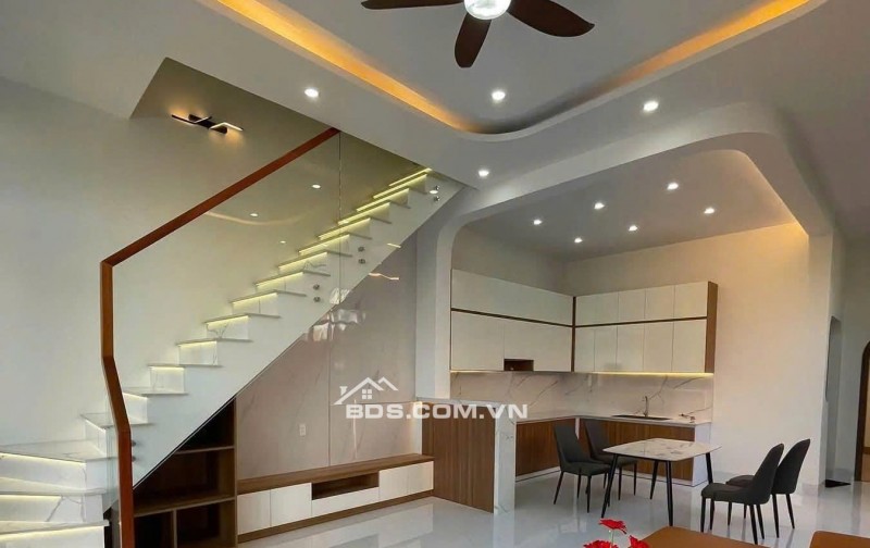 Chủ Ngộp hạ giá 200tr bán nhà gần Đồng Khởi - cây xăng Đức Hưng Giá công khai 1ty450