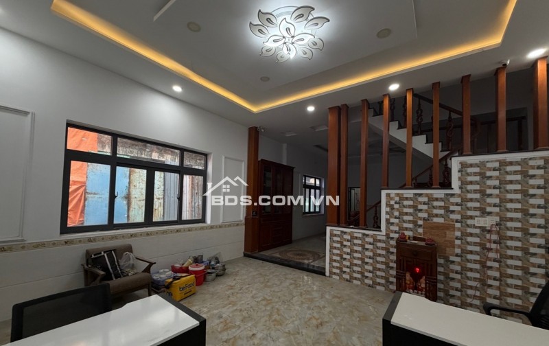 Bán nhà Thủ Đức ,Nhà Đẹp vì thiết kế,thoải mái,Moi ng mua kinh doanh dịch vu căn hội