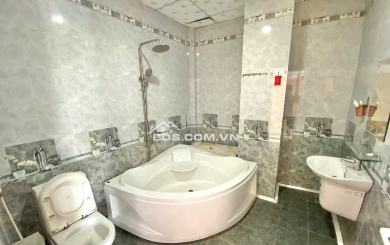 Cho thuê căn hộ full nội thất đường Hà Huy Giáp giá thuê 4,2tr/tháng