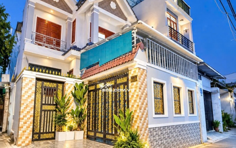 BIỆT THỰ MINI 1 TRỆT 1 LẦU – NGANG 7,8M – ĐƯỜNG NHỰA 6M – ĐANG CHO THUÊ 12TR/THÁNG – CHỈ 7,99 TỶ TL