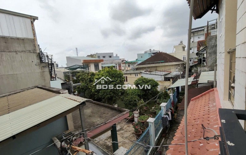 HÀNG HIẾM LÃ XUÂN OAI - LÊ VĂN VIỆT _ 3 TẦNG - 3PN - 3WC - PHÒNG THỜ RIÊNG - PHÒNG GIẶT GIŨ PHƠI ĐỒ RIÊNG _ GIÁ CHỈ 4.4 TỶ THƯƠNG LƯỢNG