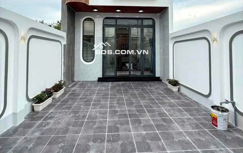 Siêu Phẩm 1 Trệt 1 Lửng Sân 7m - Chiều Sâu Tận 27m - Sổ Hồng Riêng Thổ Cư 100%