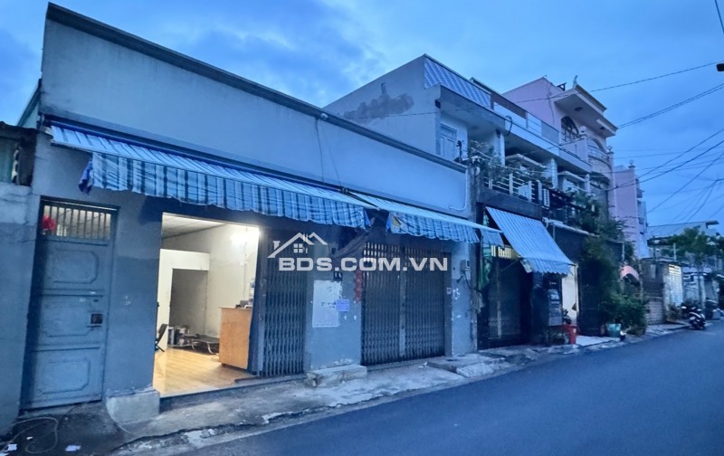 Chính chủ cần bán gấp nhá Đường số 9, mặt tiền 10m, 100m2, giá chỉ 9 tỷ